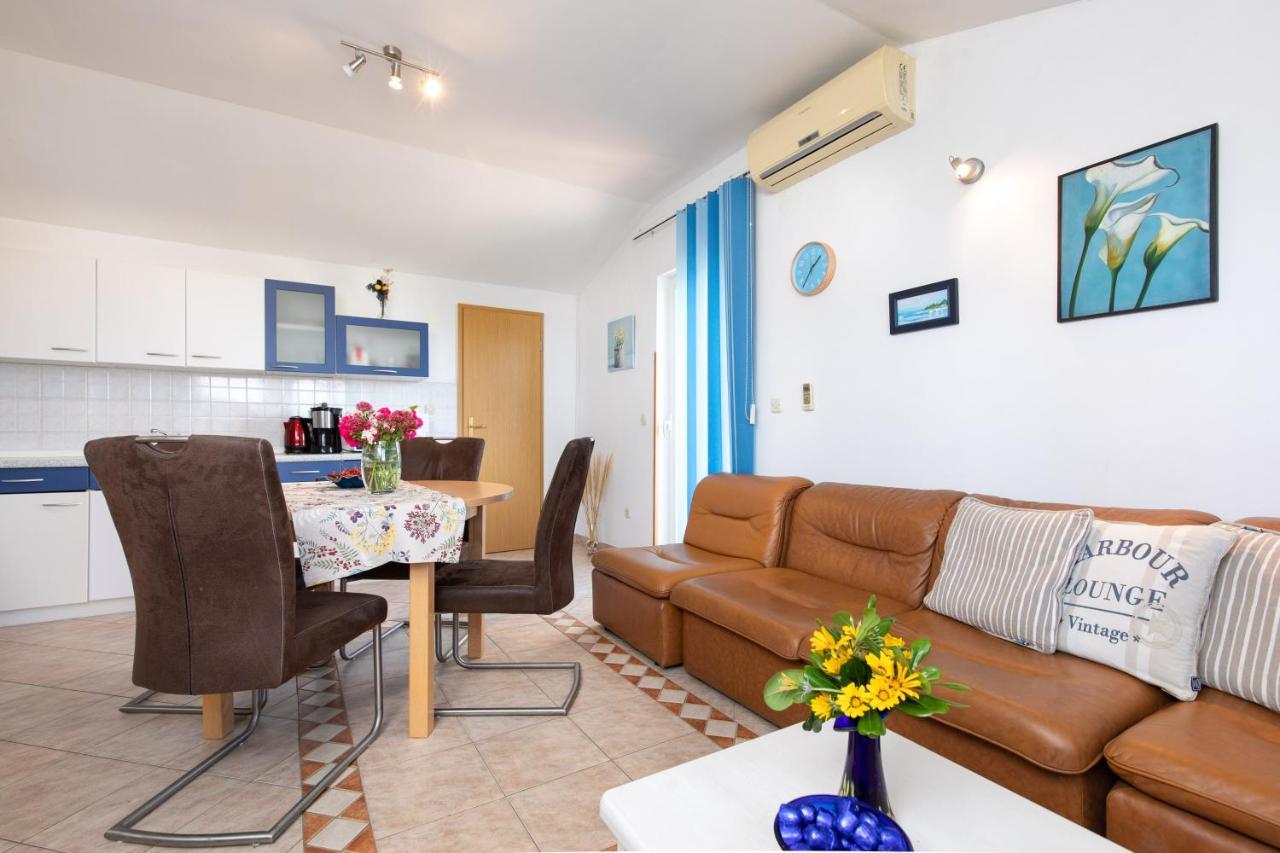 Apartments House Risika Extérieur photo
