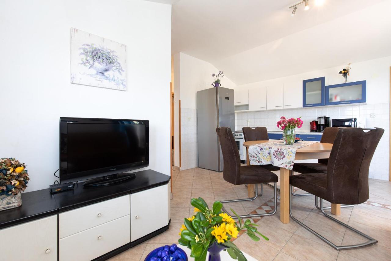 Apartments House Risika Extérieur photo