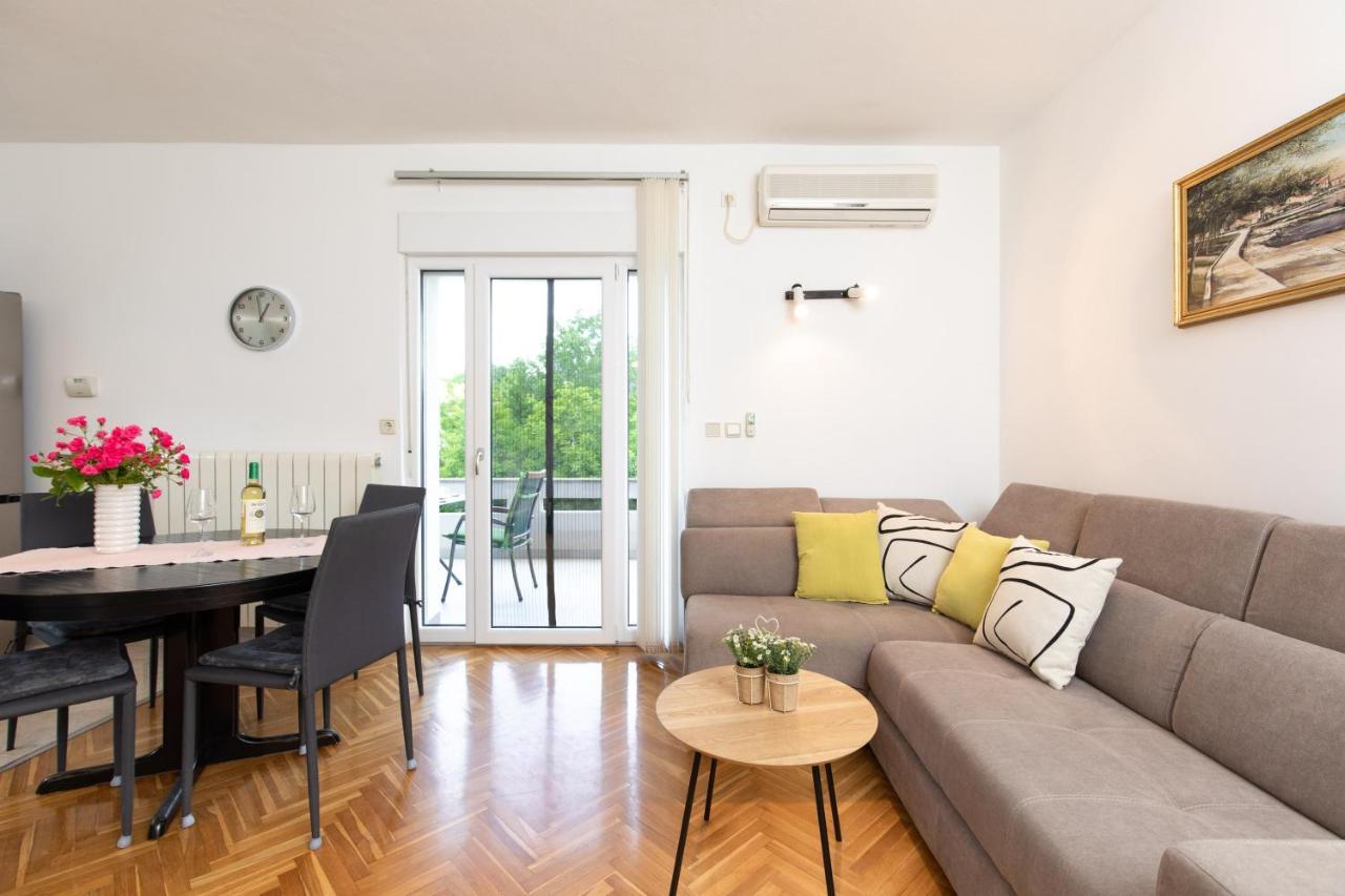 Apartments House Risika Extérieur photo